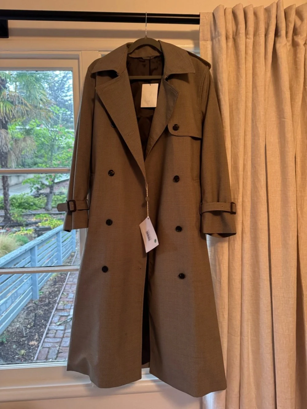 Toteme Double-Breasted Trench Coat in Brown Houndstooth - Picture 1 of 5